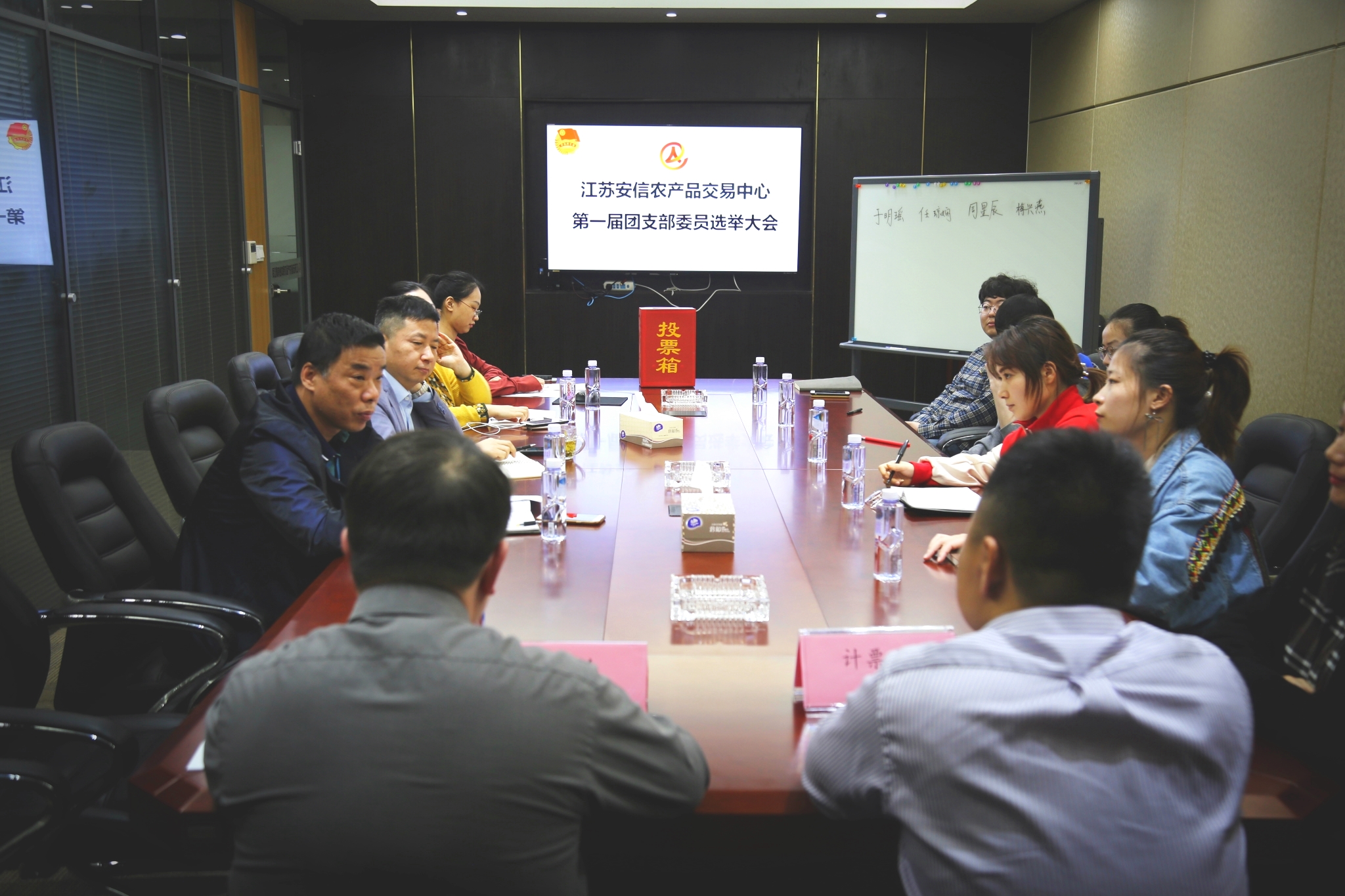 香港正版六台盒宝典资料大全