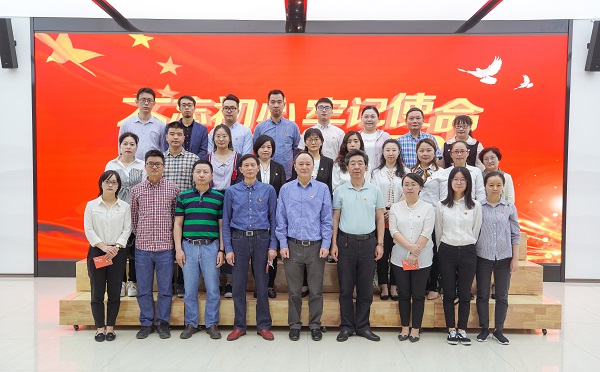 香港正版六台盒宝典资料大全