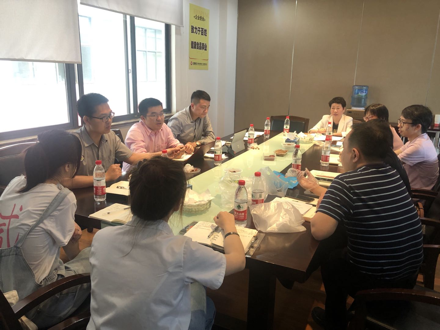 香港正版六台盒宝典资料大全