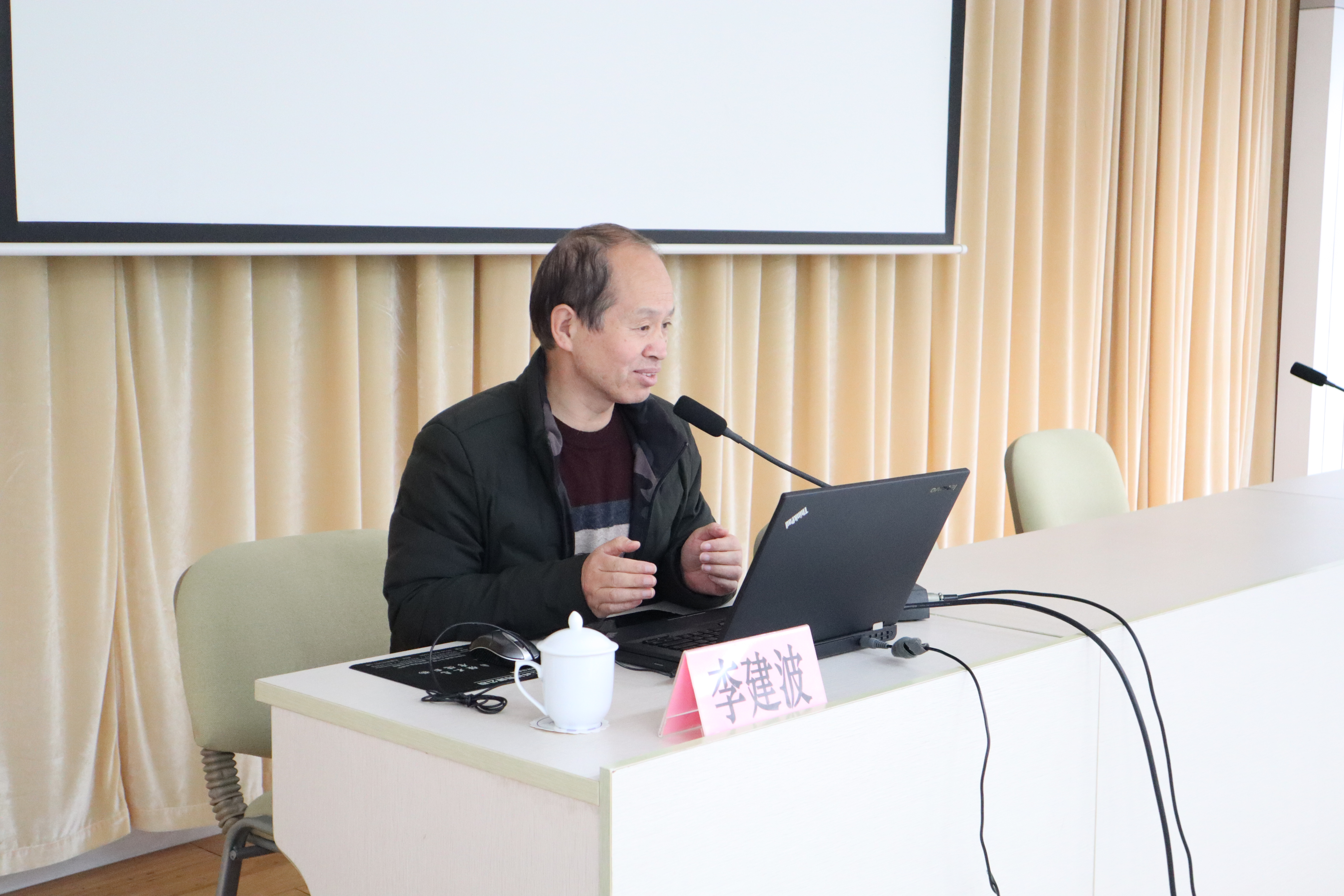 香港正版六台盒宝典资料大全