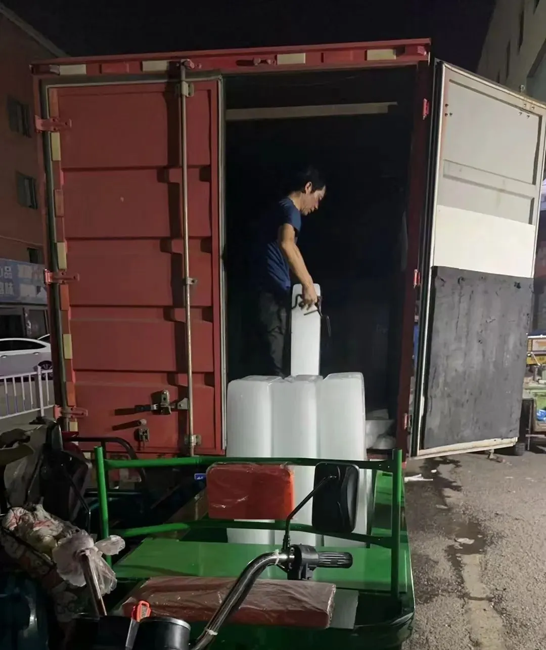 香港正版六台盒宝典资料大全