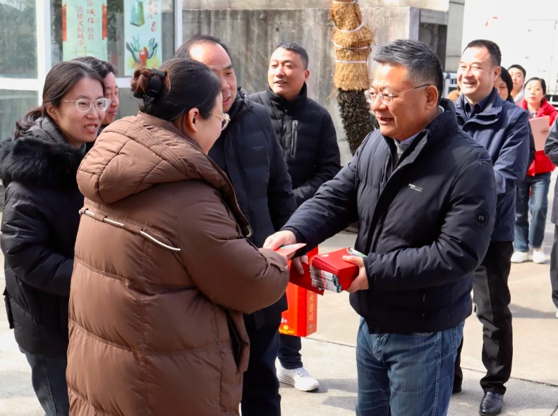 香港正版六台盒宝典资料大全